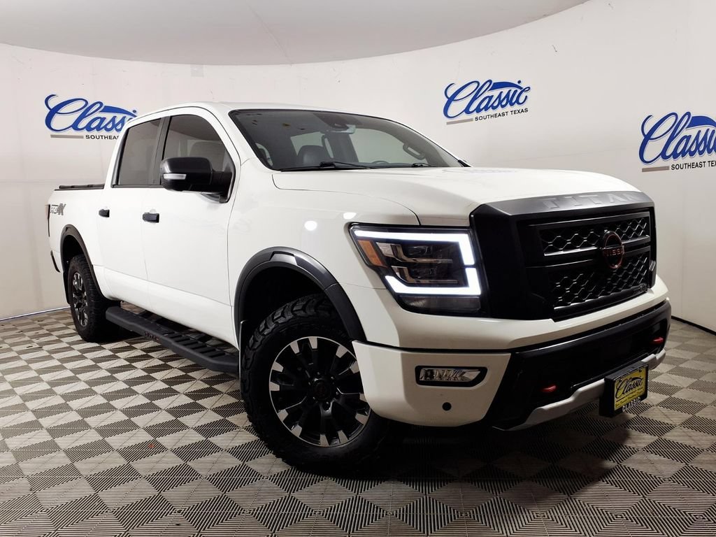 2023 Nissan Titan