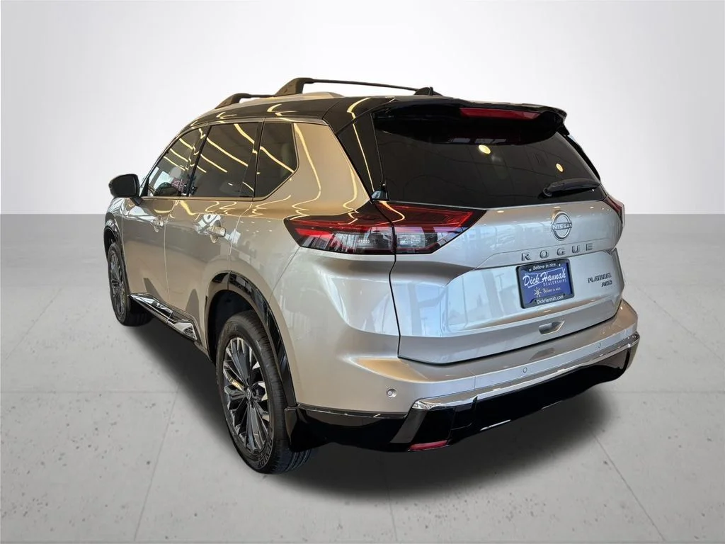 New 2026 Gold Nissan Platinum image 10