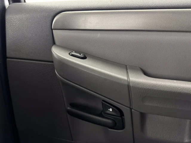 Used 2005 Silver Birch Clearcoat Metallic Ford XLT image 43
