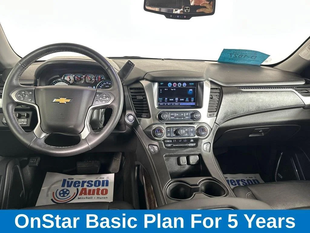 Used 2017 Champagne Silver Metallic Chevrolet LT image 36