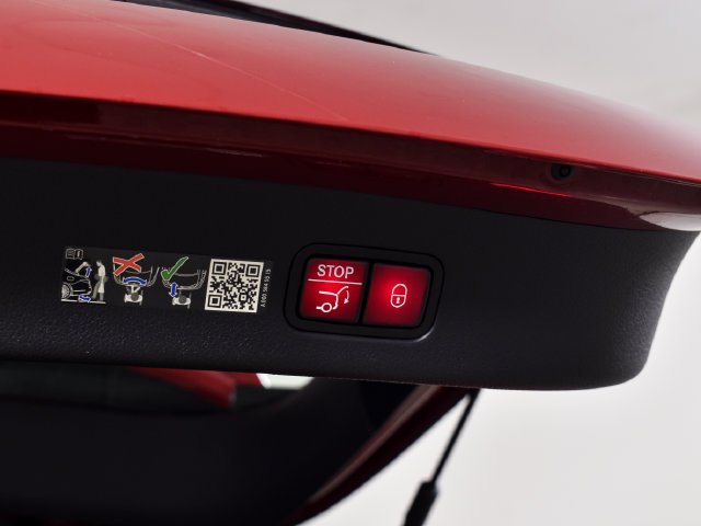 New 2027 MANUFAKTUR Patagonia Red Metallic Mercedes-Benz  image 53