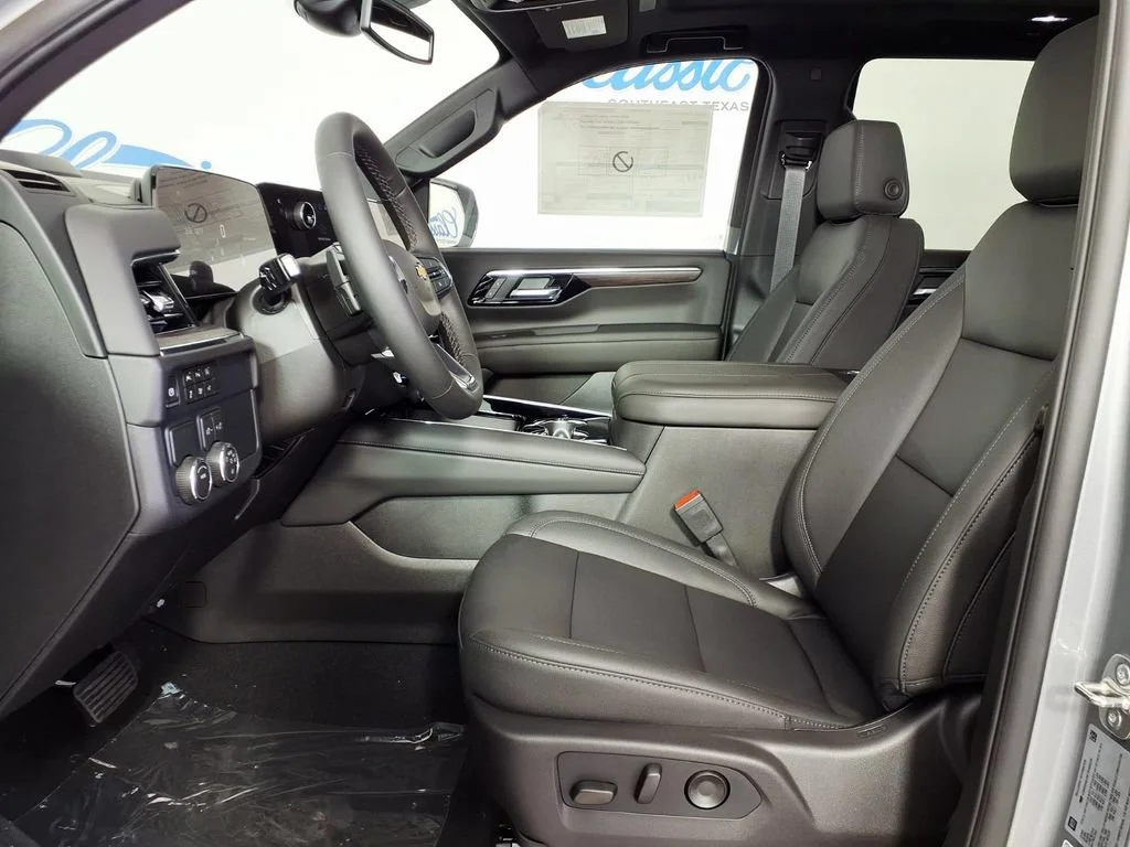 New 2026 Sterling Gray Metallic Chevrolet LT image 7