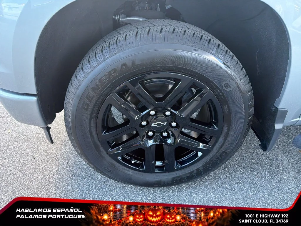 Used 2025 Sterling Gray Metallic Chevrolet Custom image 10