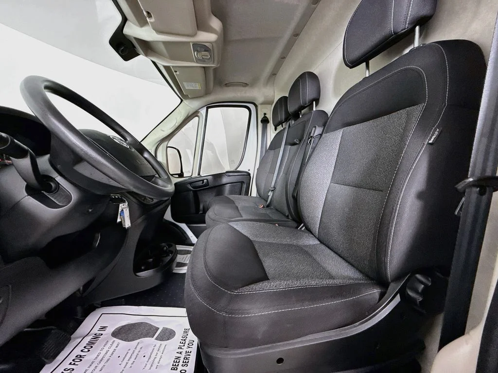 Used 2021 White Ram High Roof image 20