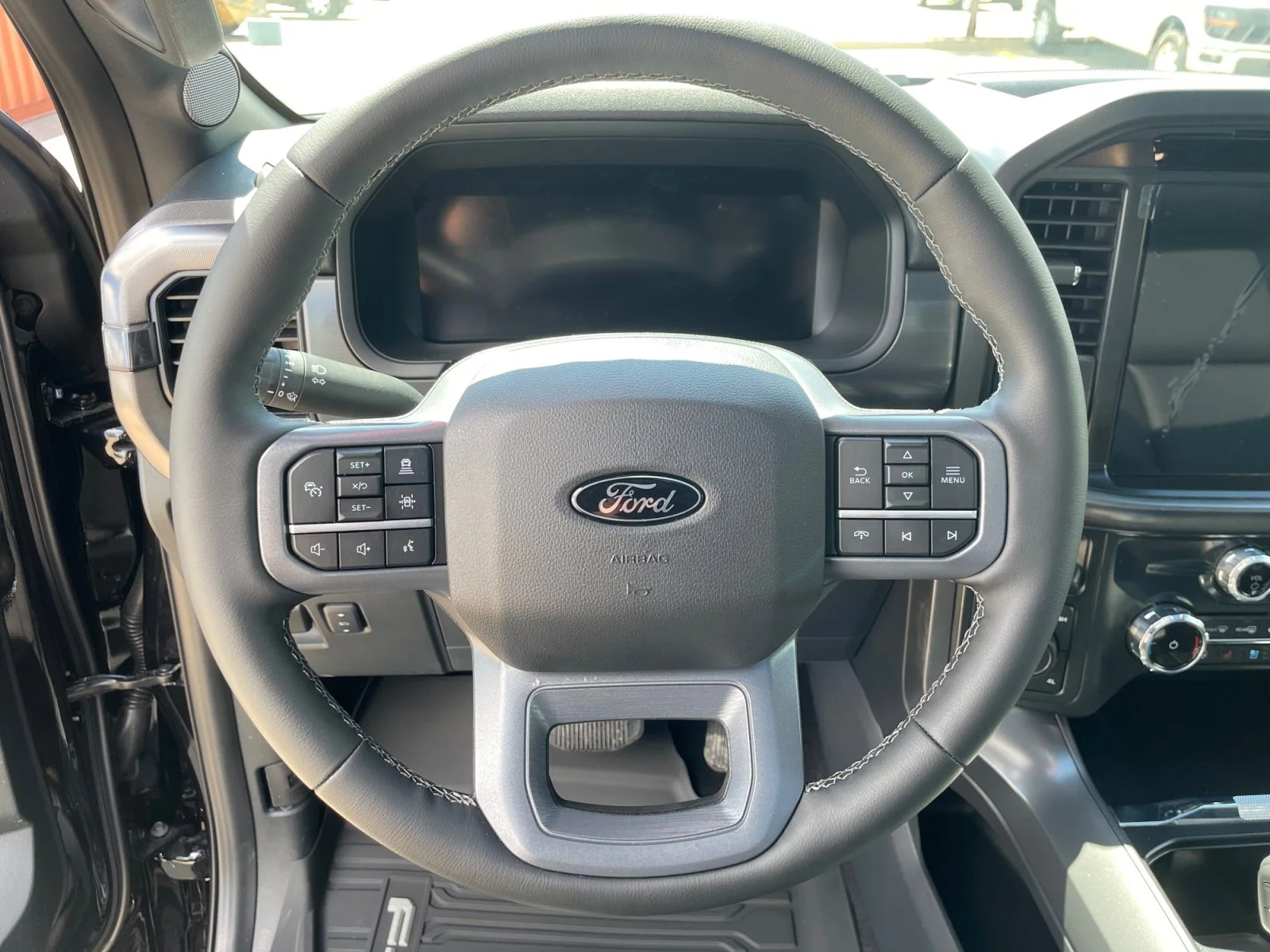 New 2026 Agate Black Metallic Ford Lariat image 16