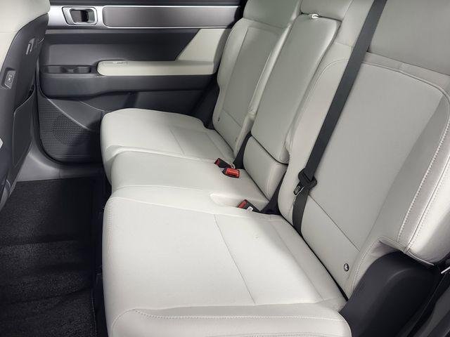 New 2026 White Hyundai SE image 13