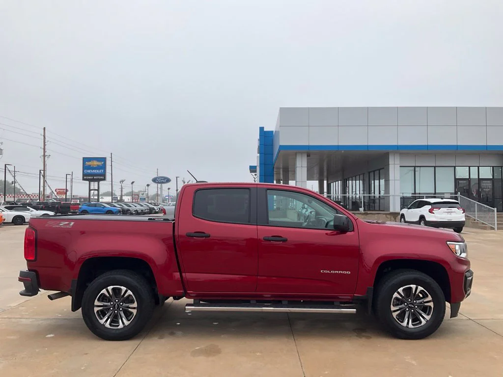 Used 2021 CHERRY RED TINTCOAT Chevrolet 4WD Z71 image 70