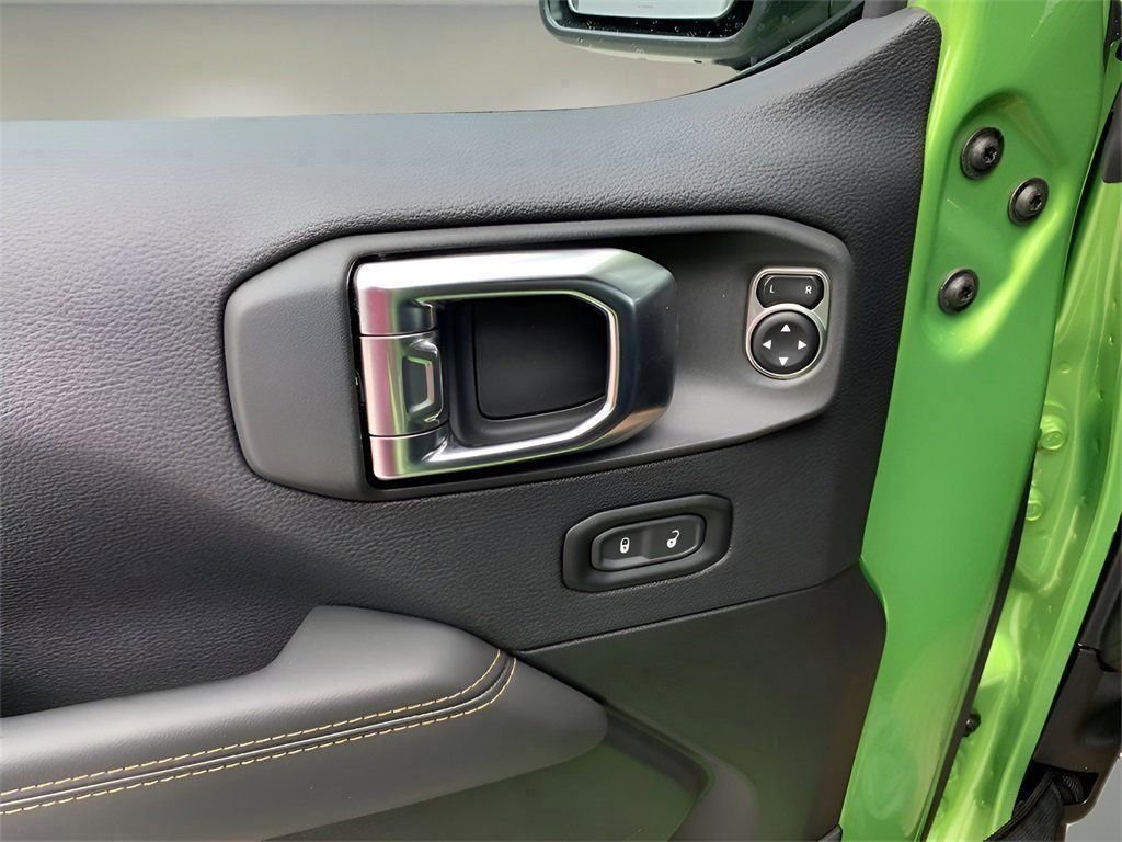 2025 Jeep Wrangler 4-Door Rubicon 392 Final Edition - Photo 40