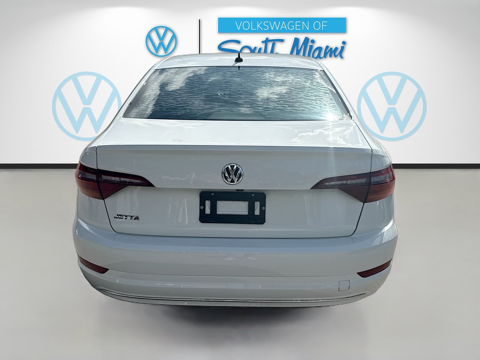 Used 2019 Pure White Volkswagen 1.4T SE image 6