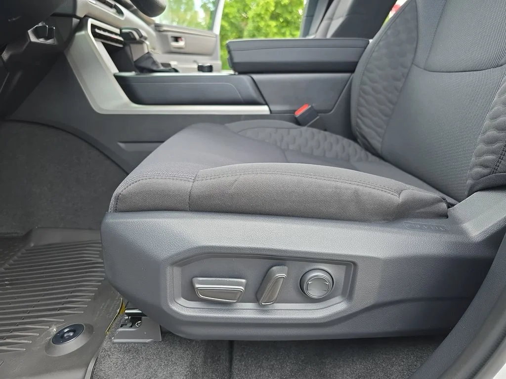 Used 2026 White Toyota SR5 image 29