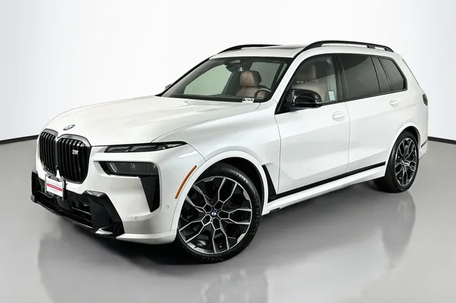 2024 BMW X7 M60i