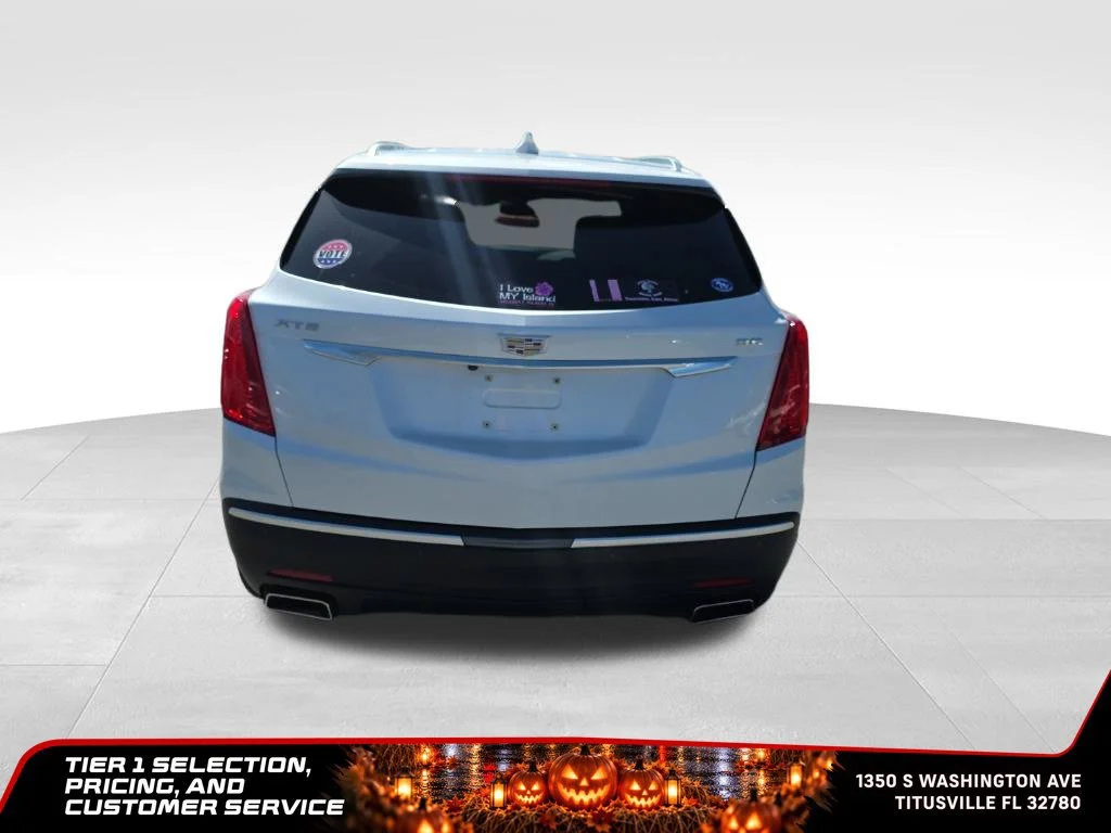 Used 2019 CRYSTAL WHITE TRICOAT Cadillac Premium Luxury FWD image 4