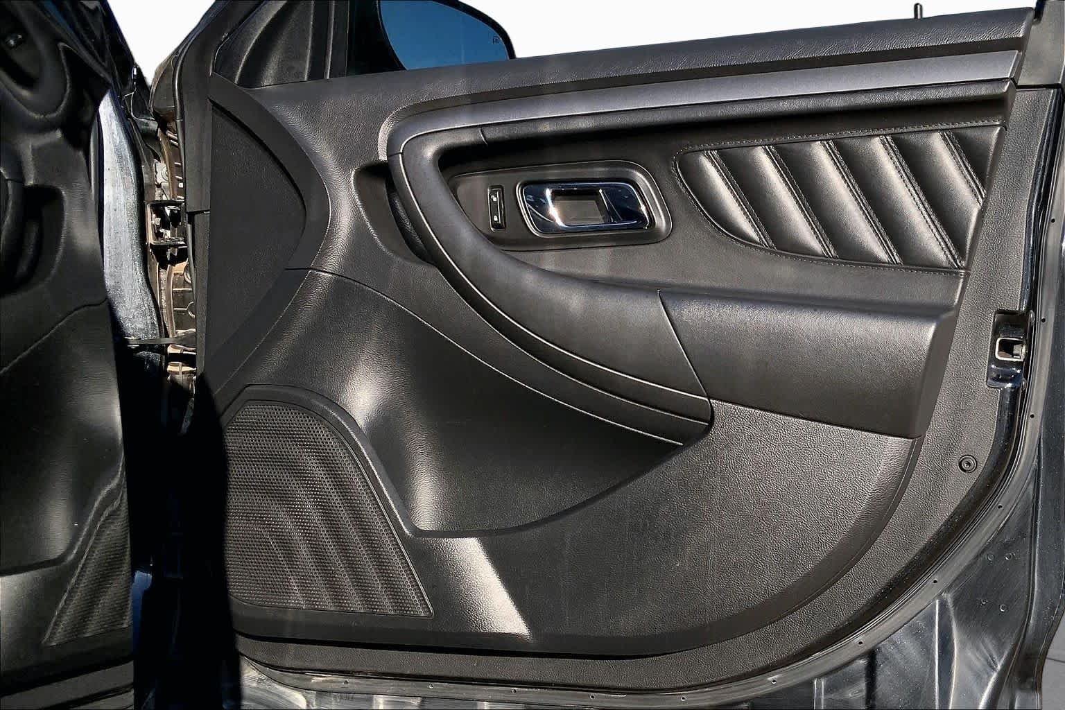 Used 2011 Tuxedo Black Metallic Ford SEL image 20