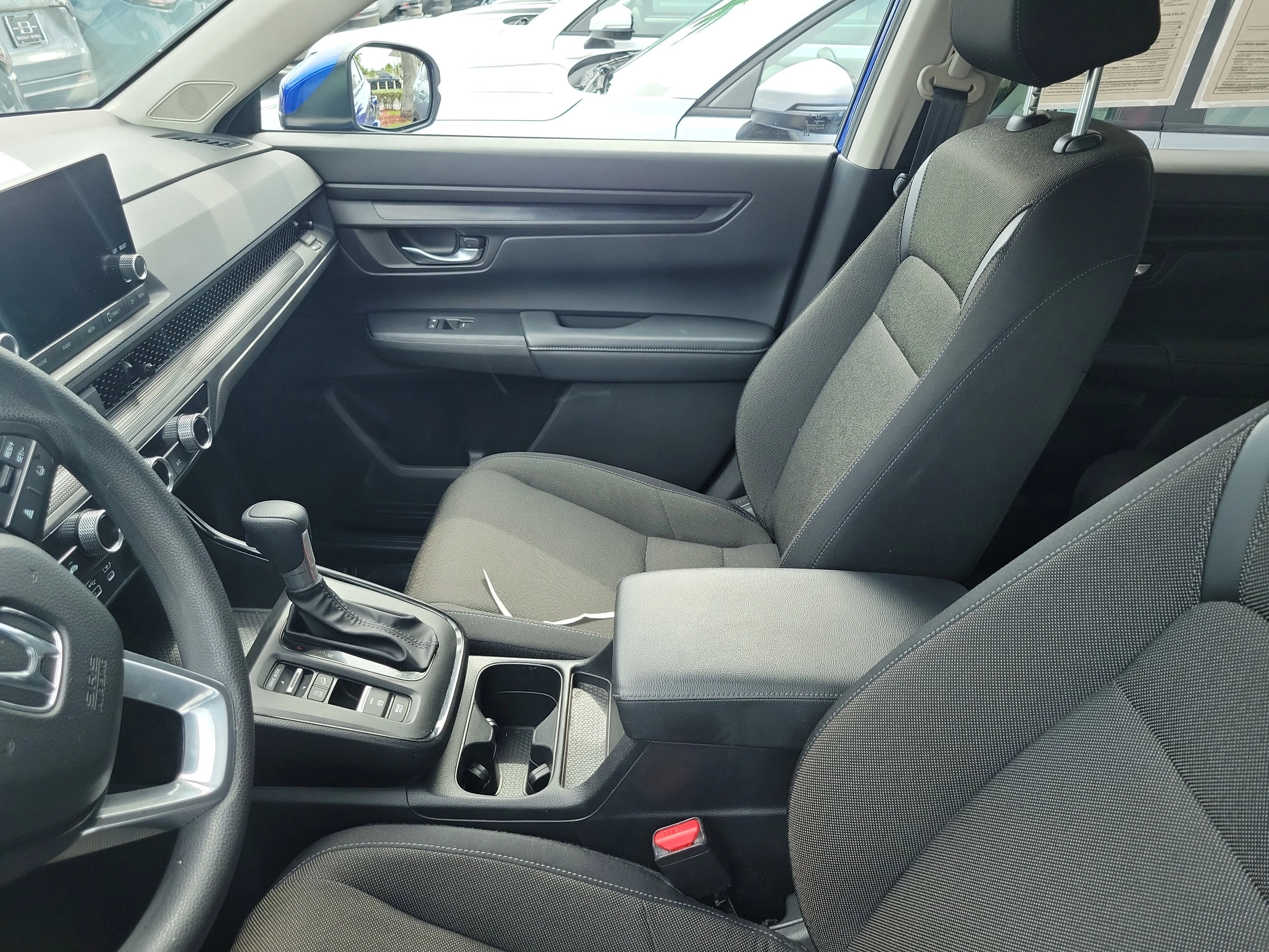 2024 Honda CR-V EX - Photo 10