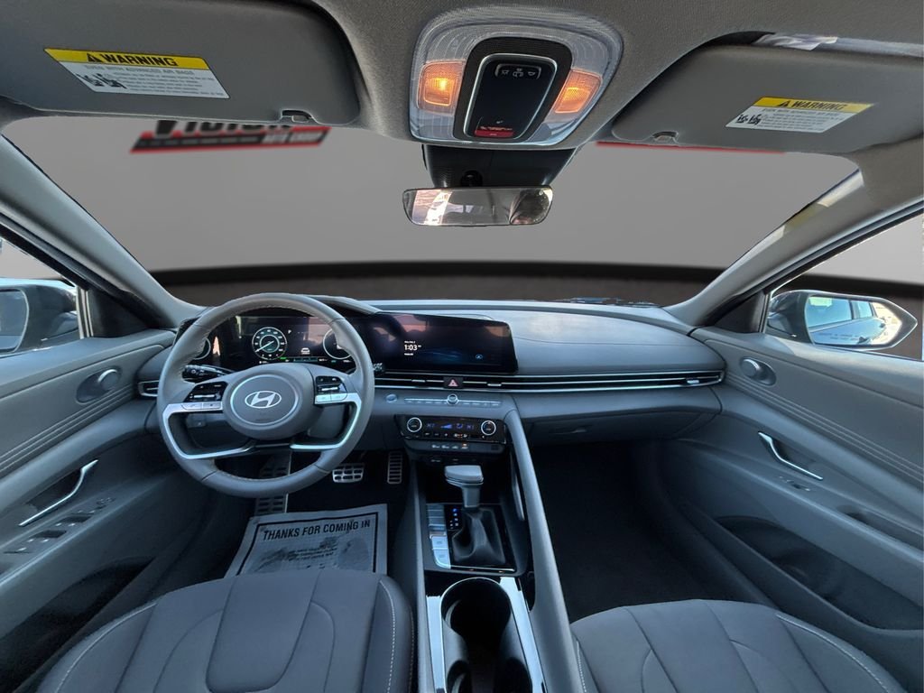 2025 Hyundai Elantra Blue - Photo 25