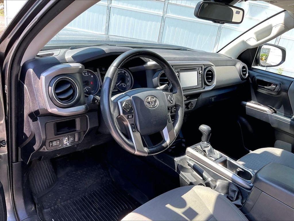 Used 2018 Magnetic Gray Metallic Toyota SR5 Double Cab 4x4 image 8