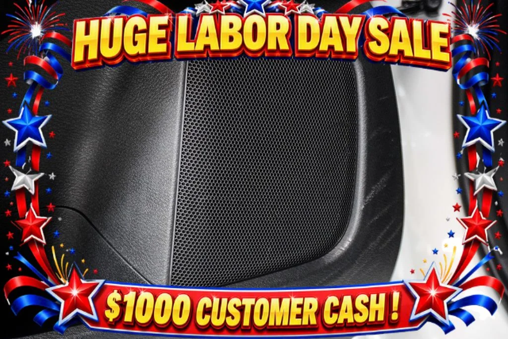 Used 2022 White Nissan SR image 8