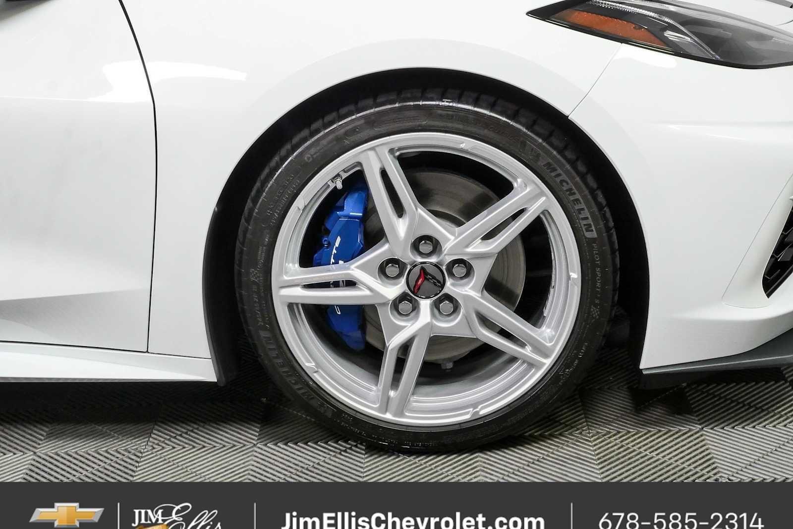 2025 Chevrolet Corvette 3LT - Photo 30