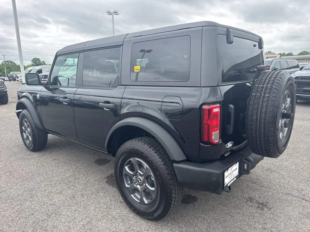 New 2026 Shadow Black Ford Big Bend image 20