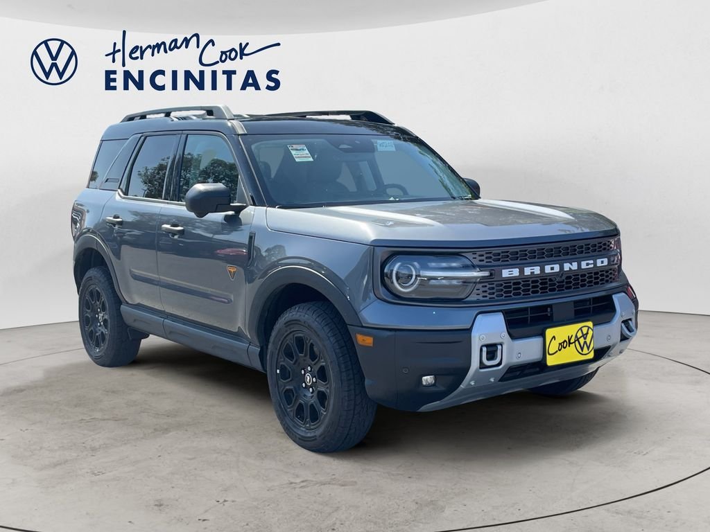 Used 2025 Gray Metallic Ford Badlands image 7