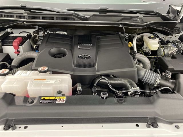 Used 2024 White Toyota SR5 image 30