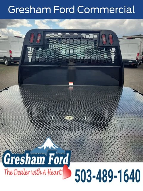 2026 Ford F-350 Super Duty Chassis Cab XL - Photo 8