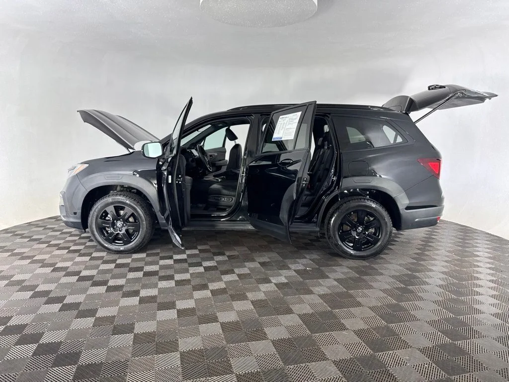 Used 2022 Black Honda TrailSport image 10