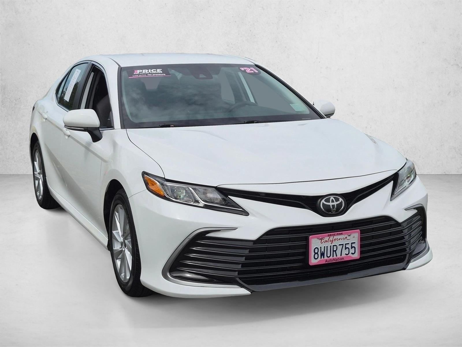 Used 2021 Super White Toyota LE image 3