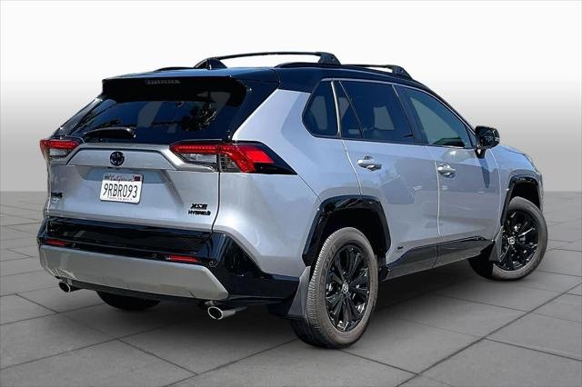 Certified Used 2024 SILVER SKY MET W/BLK Toyota  image 12