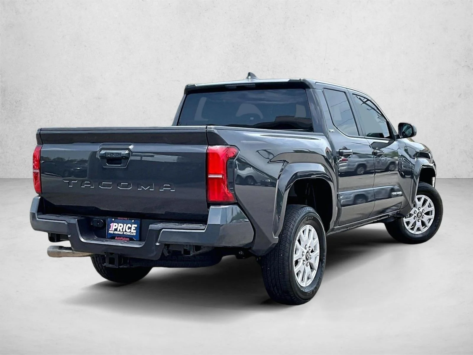 Used 2025 Black Toyota SR5 image 2