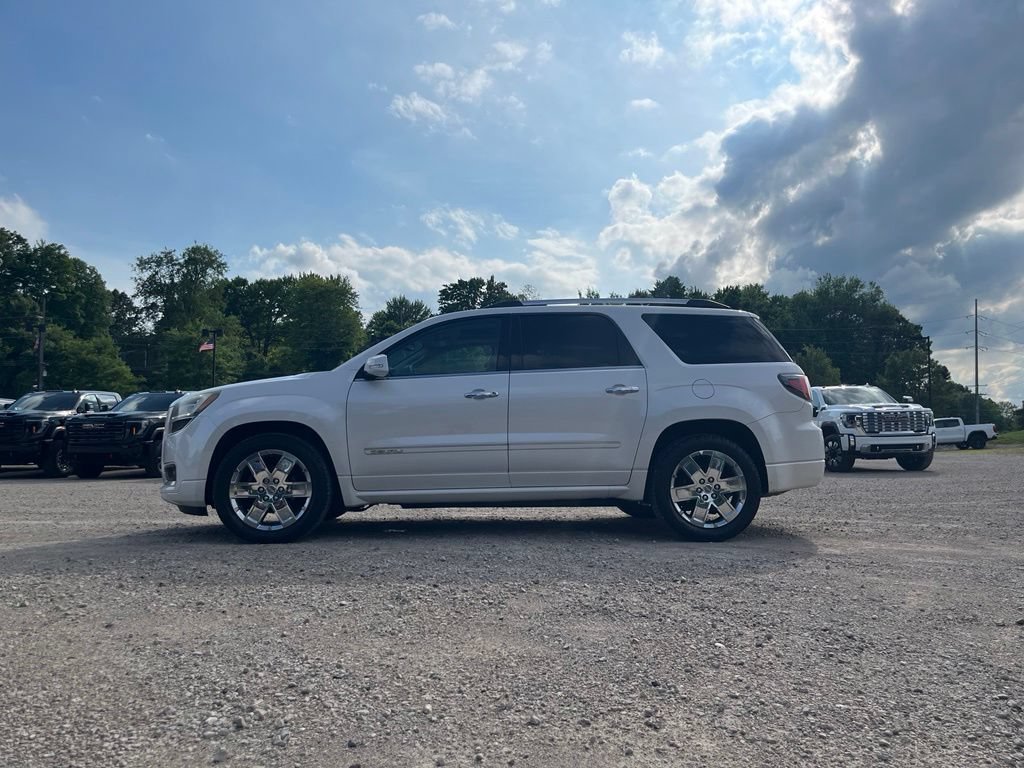 Used 2016 WHITE FROST TRICOAT GMC Denali image 17