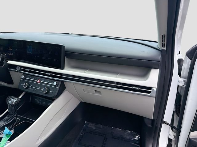 2025 Hyundai Tucson SE - Photo 27
