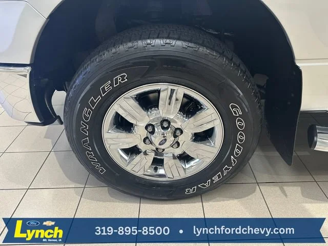 Used 2011  Ford XLT image 24