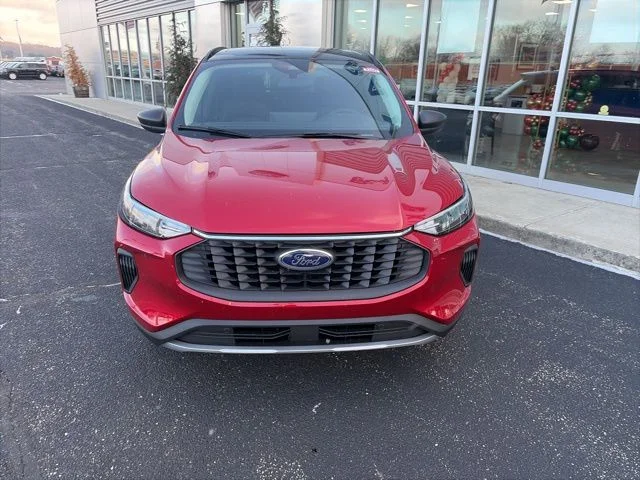 New 2026 Rapid Red Metallic Tinted Clearcoat Ford Active® image 3
