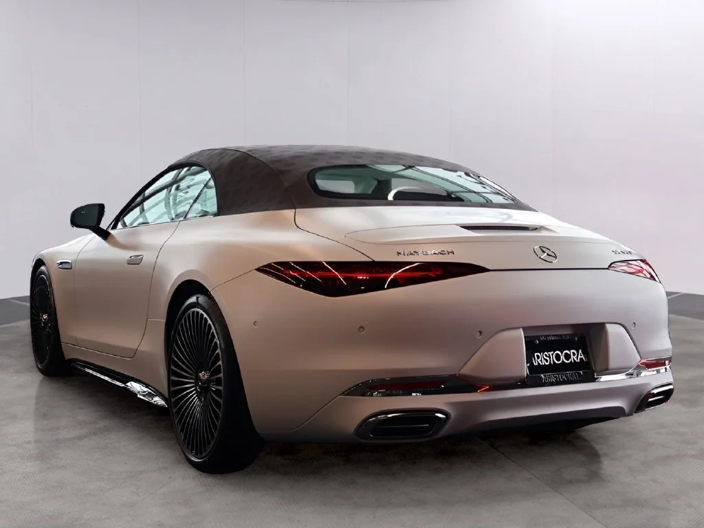 New 2026 MANUFAKTUR moonlight white magno (White Ambiance) Mercedes-Benz Maybach SL 680 image 57