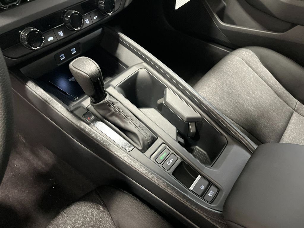 New 2026 Platinum White Pearl Honda LX image 17