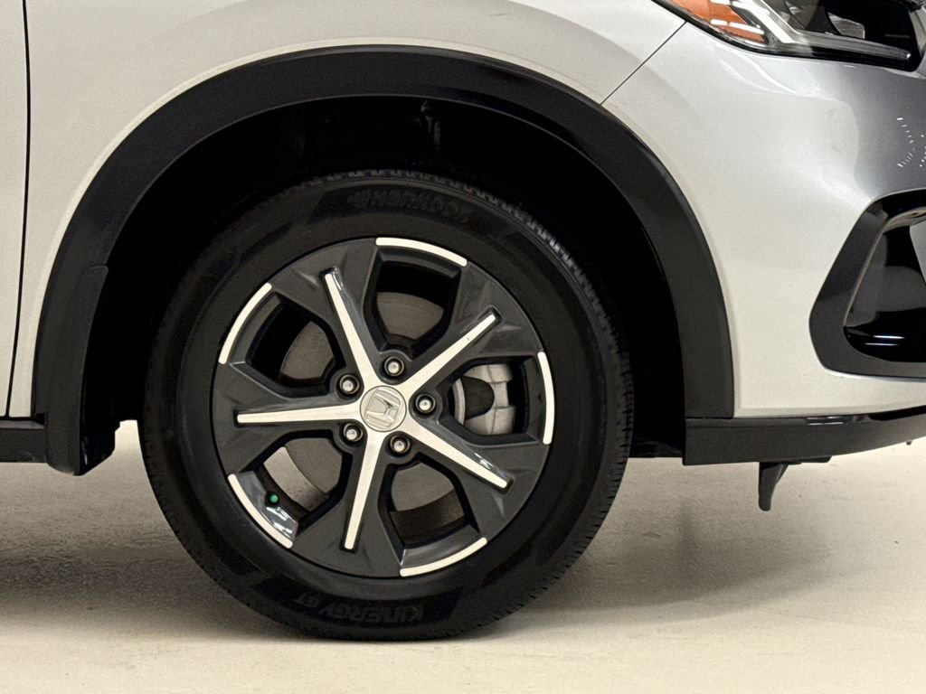 2025 Honda HR-V EX-L - Photo 6