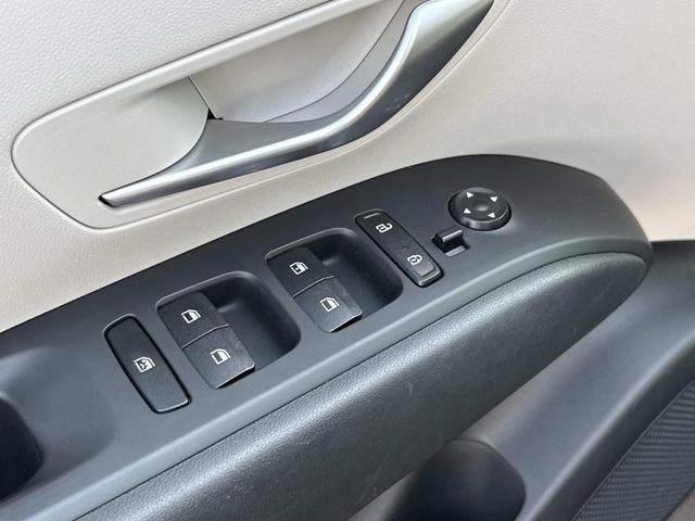 Certified Used 2024 Gray Hyundai SE image 26