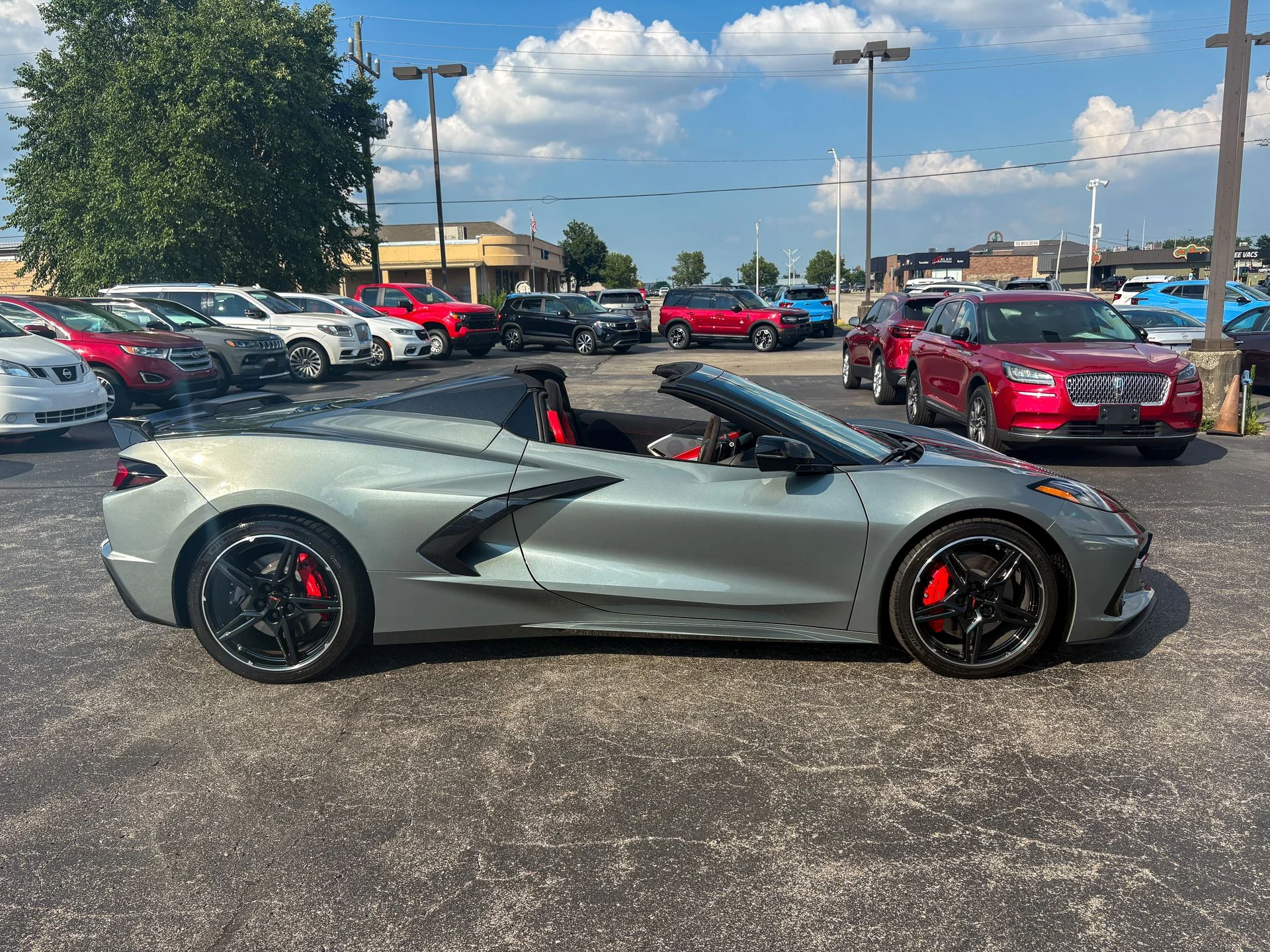 Used 2024 Gray Chevrolet Stingray image 23
