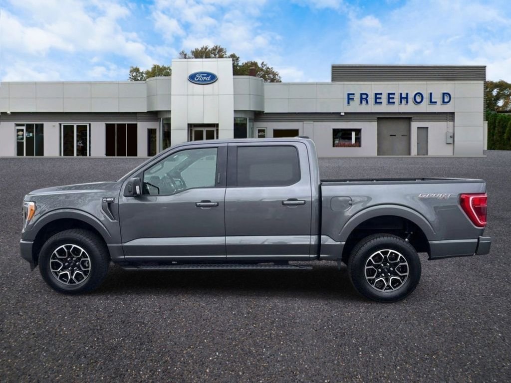 Certified Used 2023 Gray Metallic Ford XLT image 5