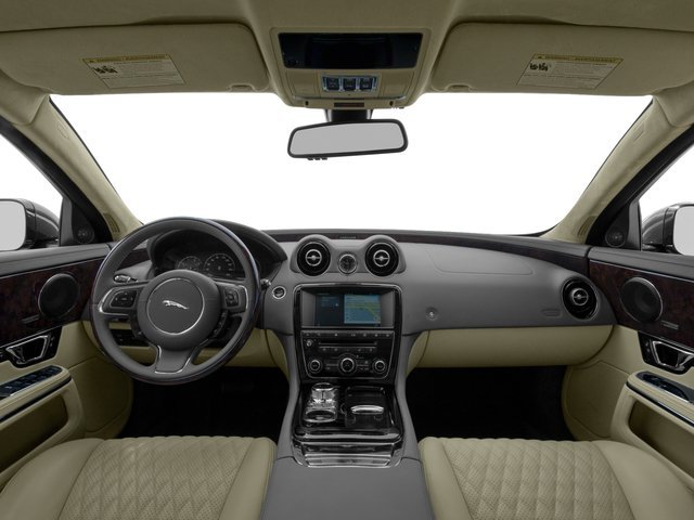 Used 2017  Jaguar XJL Portfolio image 8