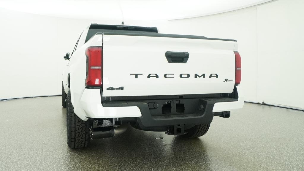 New 2026 Ice Cap Toyota SR5 image 42