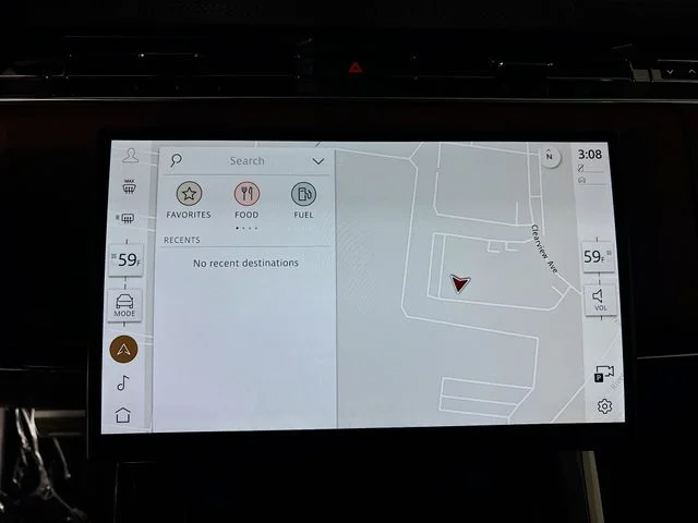 New 2026 White Land Rover Dynamic SE image 16