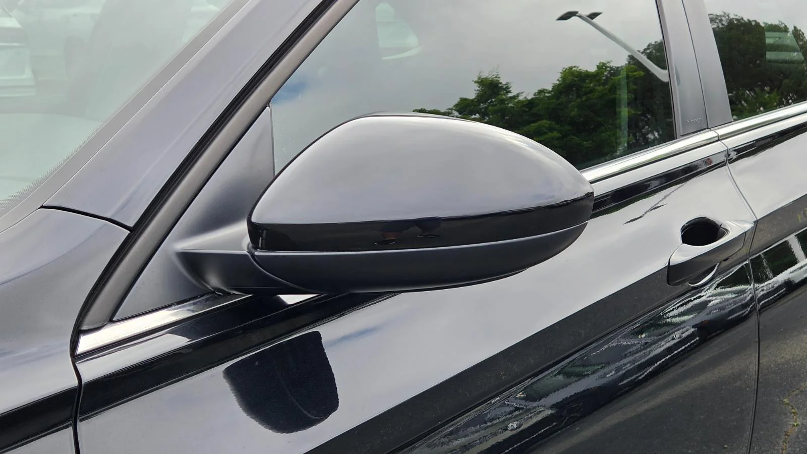 New 2026 Deep Black Pearl Volkswagen S image 11