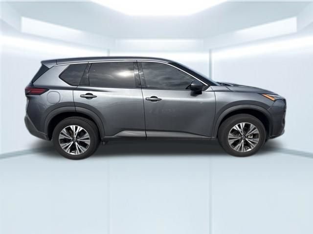 Used 2021 Gray Nissan SV image 5