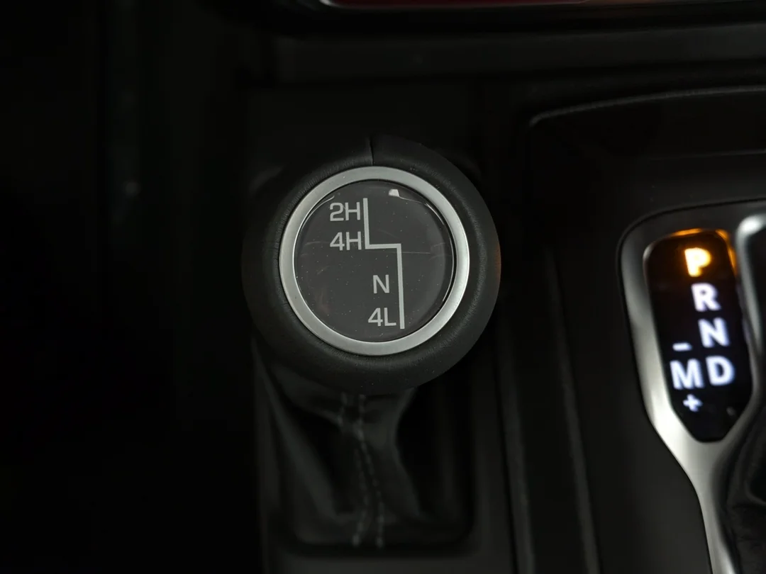 New 2026 Grey Jeep Rubicon - - 4x4 - Nappa Leather - Freedom Top Hardtop - 8- Speed Auto - Remote Start & More! image 20
