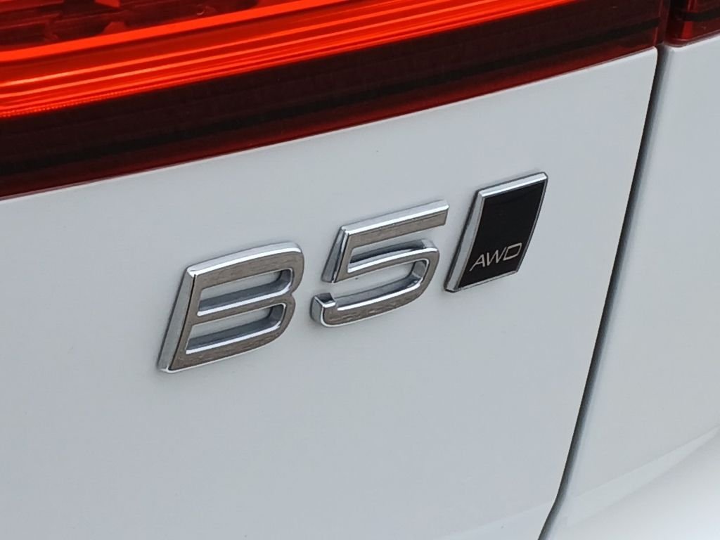 2025 Volvo V60 Cross Country Plus - Photo 30
