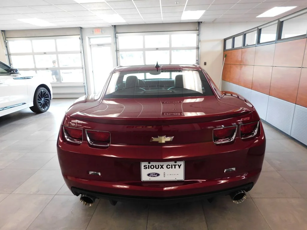 Used 2010 Red Jewel Tintcoat Chevrolet SS image 5