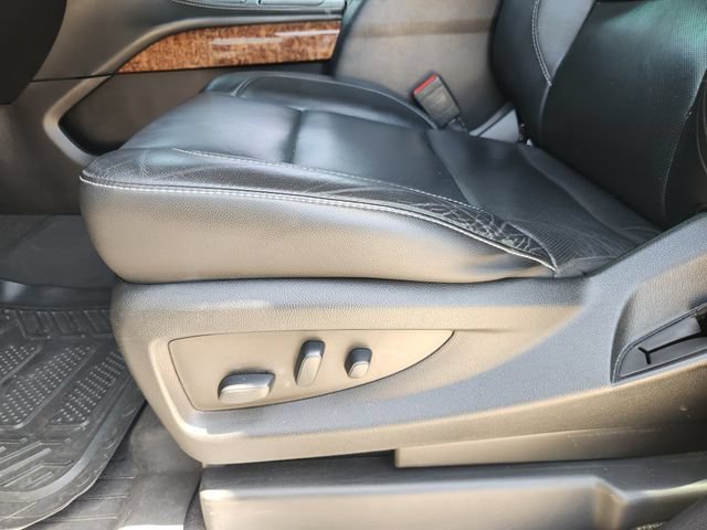 Used 2020 SATIN STEEL METALLIC Chevrolet Premier image 23