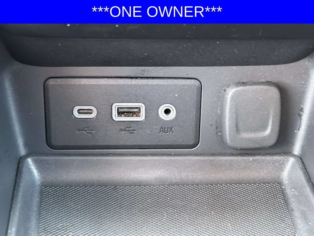 Used 2024 Riptide Metallic GMC SLE image 20